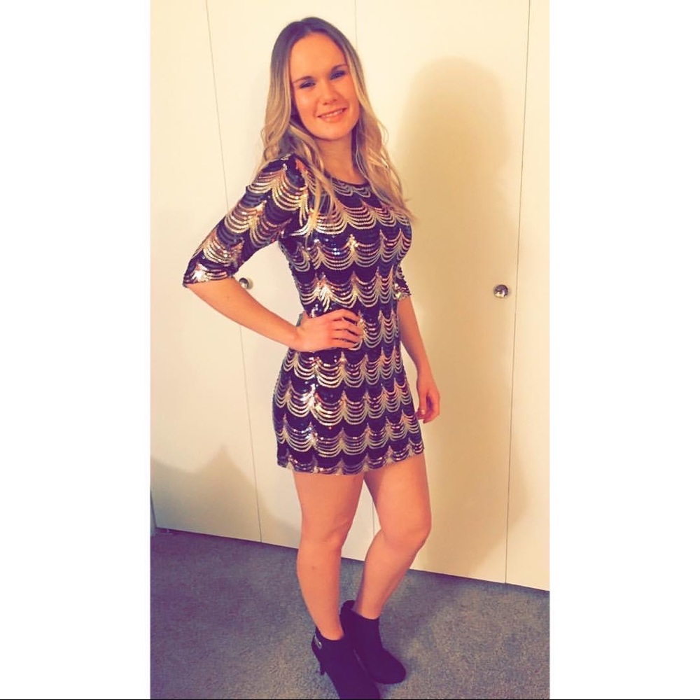 SUPER CUTE Shimmer Dress